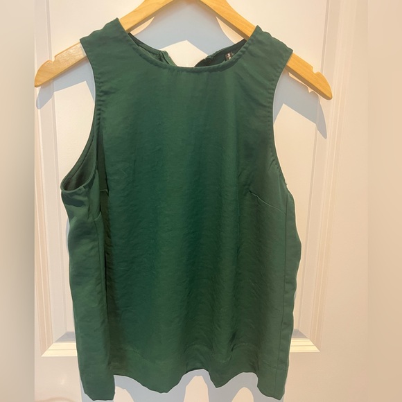 Ladies Forest Green Sleevless Top sz Large - Picture 1 of 3
